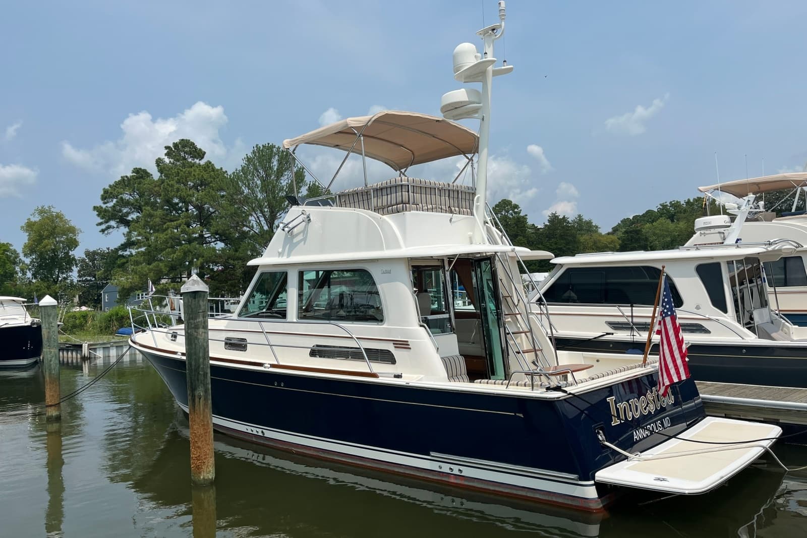 2018 Sabre 42 Fly Bridge Sedan - Photo 13