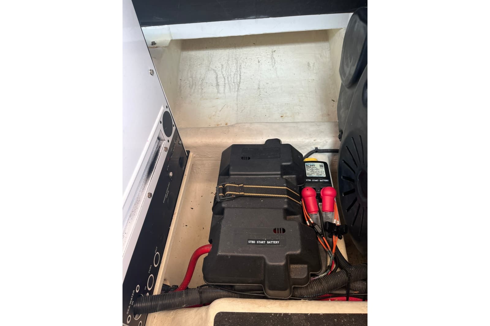 2018 Sabre 42 Fly Bridge Sedan - Photo 47