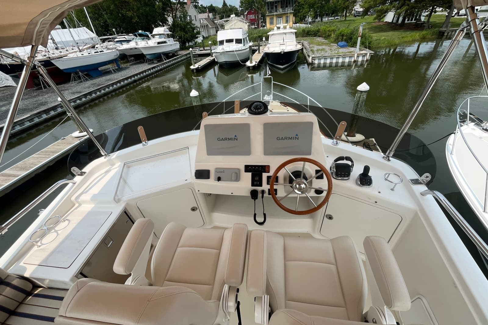 2018 Sabre 42 Fly Bridge Sedan - Photo 3