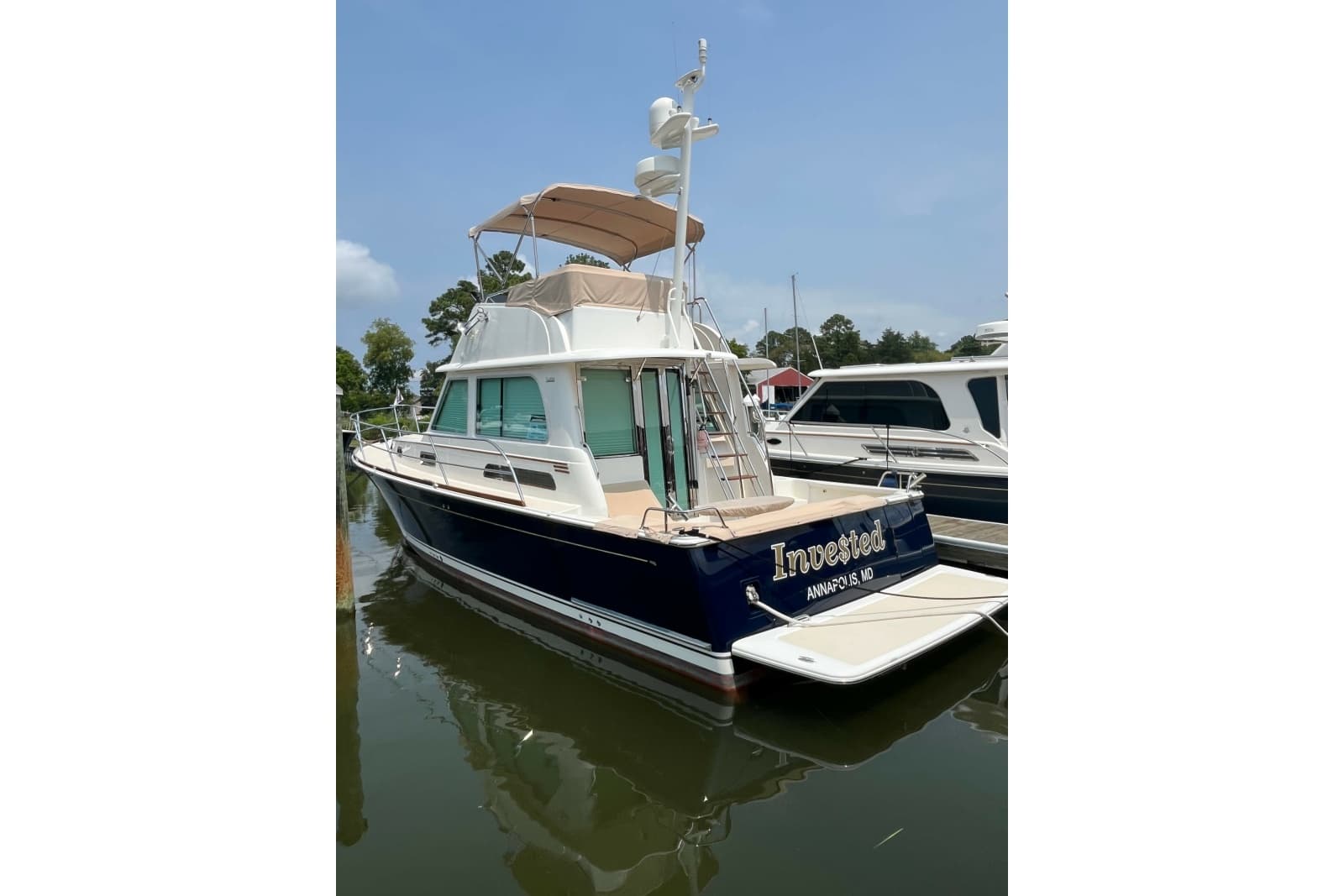 2018 Sabre 42 Fly Bridge Sedan - Photo 1