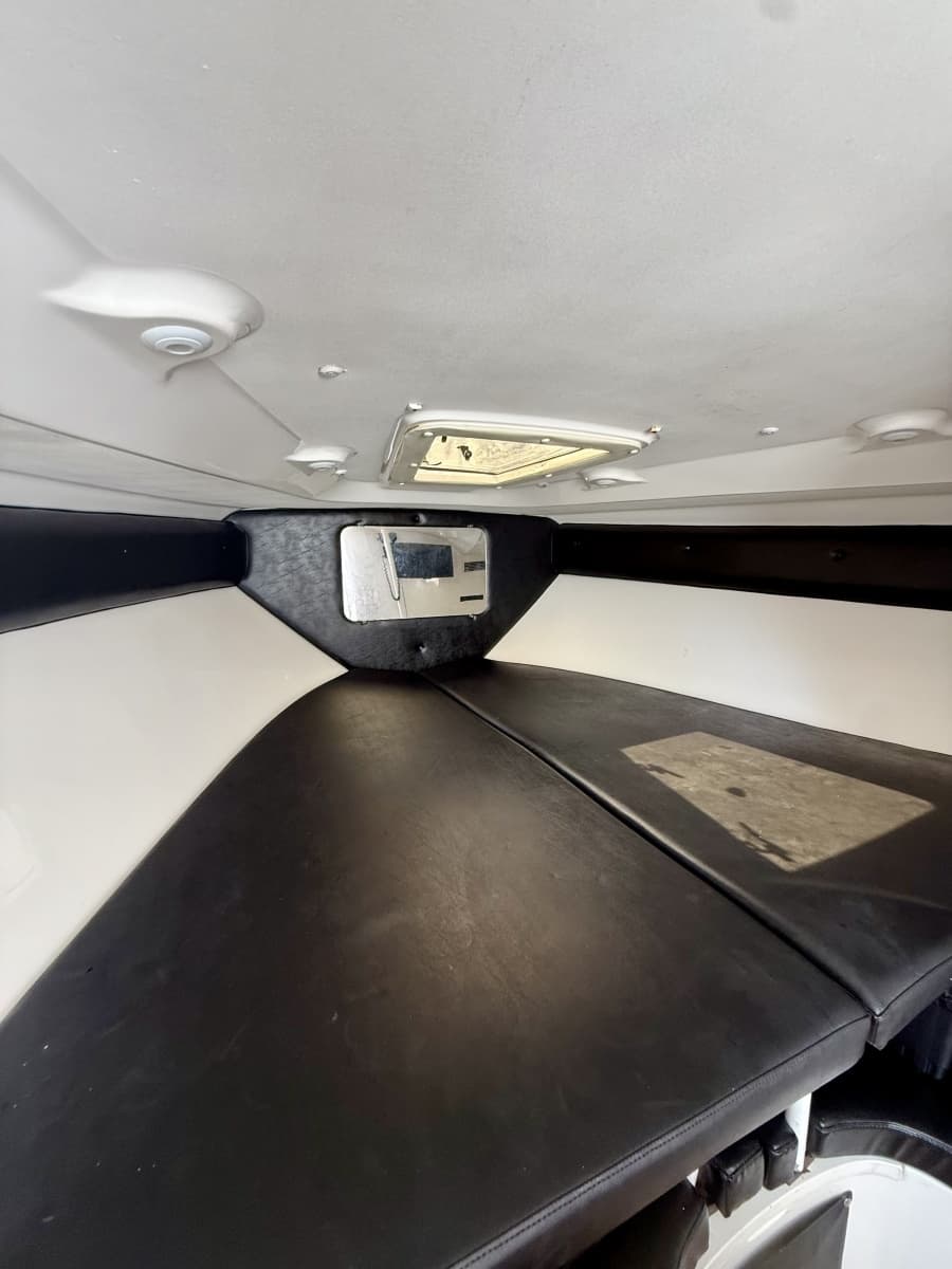 2008 Intrepid 377 Walkaround - Photo 4