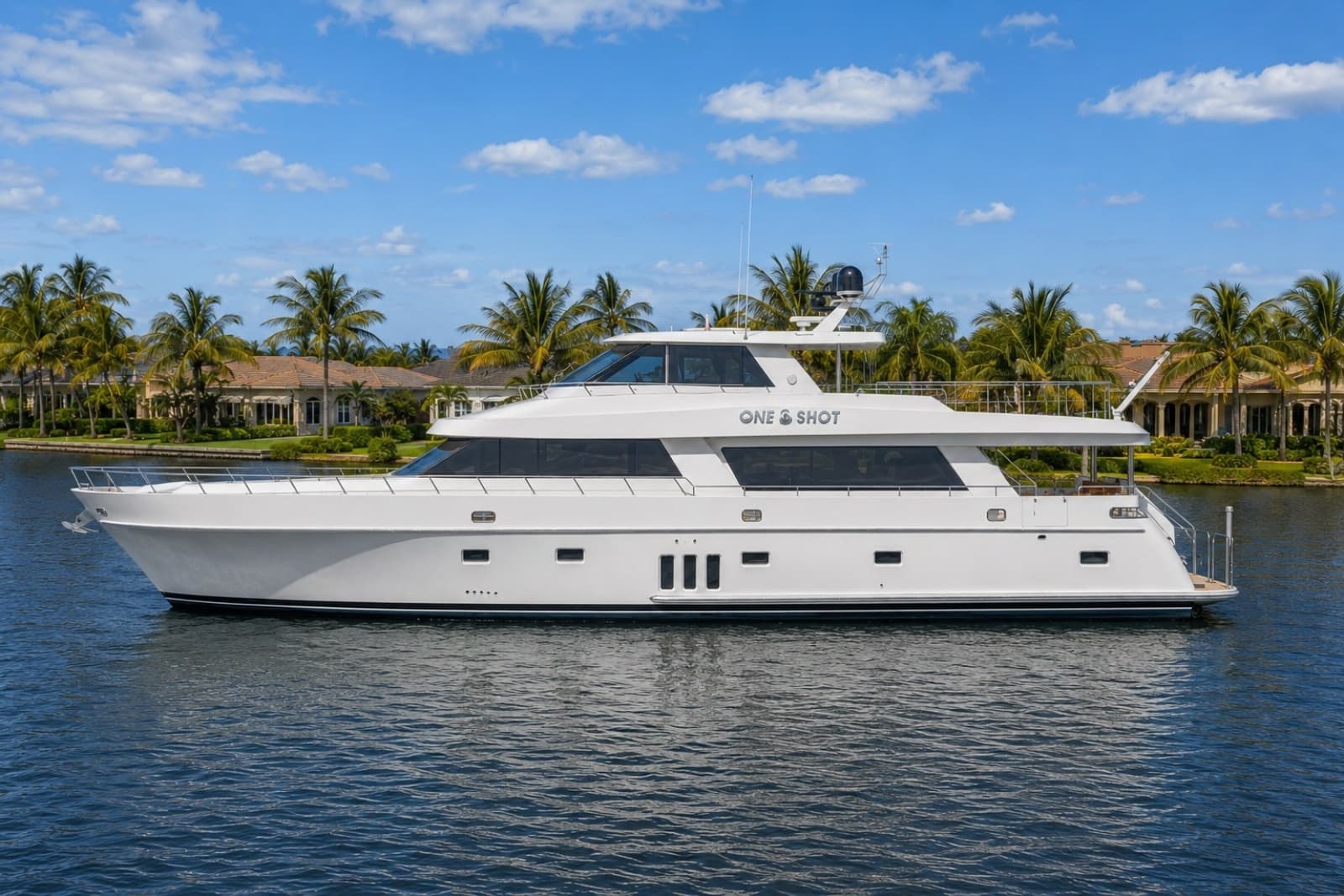 2012 Ocean Alexander 90 Skylounge - Photo 1