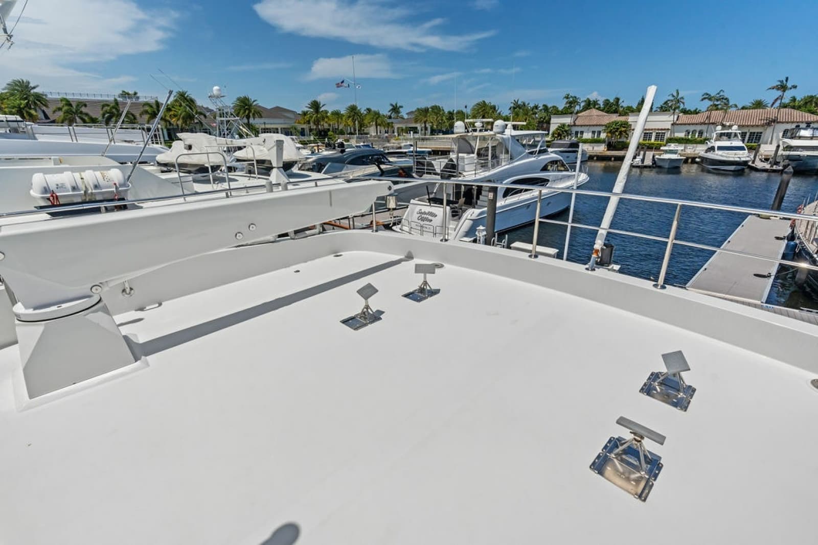 2012 Ocean Alexander 90 Skylounge - Photo 33