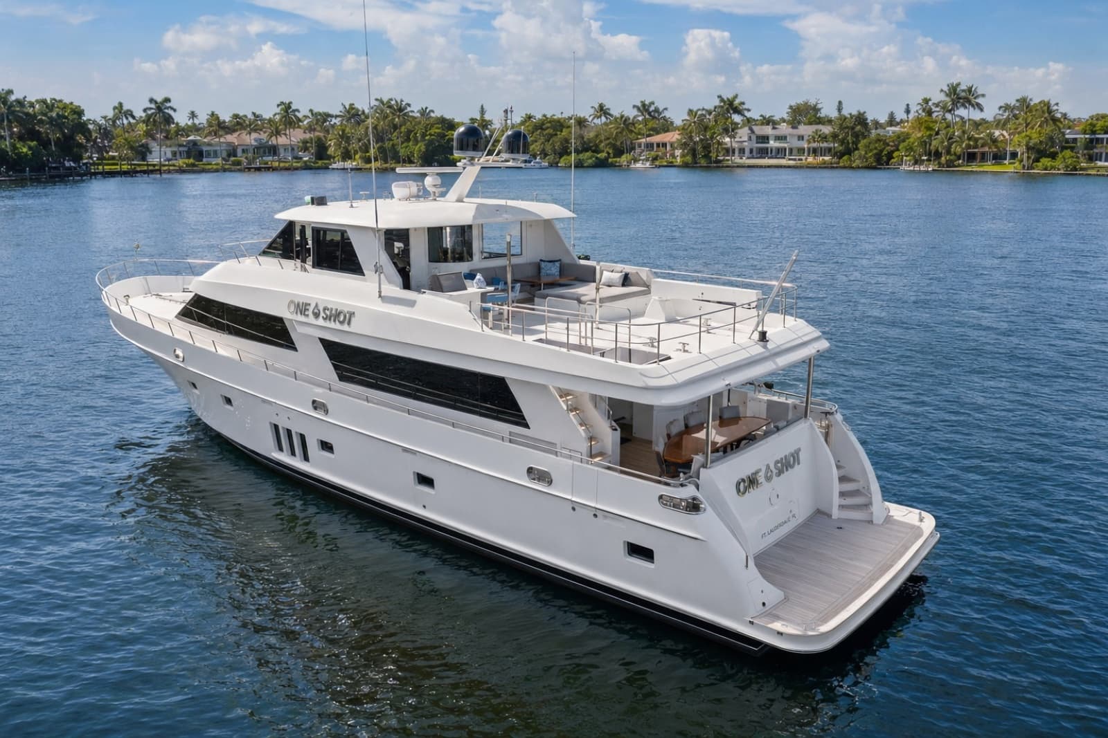 2012 Ocean Alexander 90 Skylounge - Photo 3