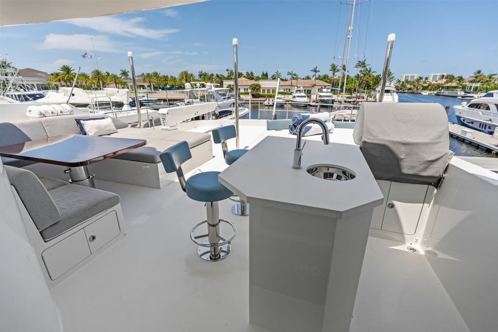 2012 Ocean Alexander 90 Skylounge - Photo 34