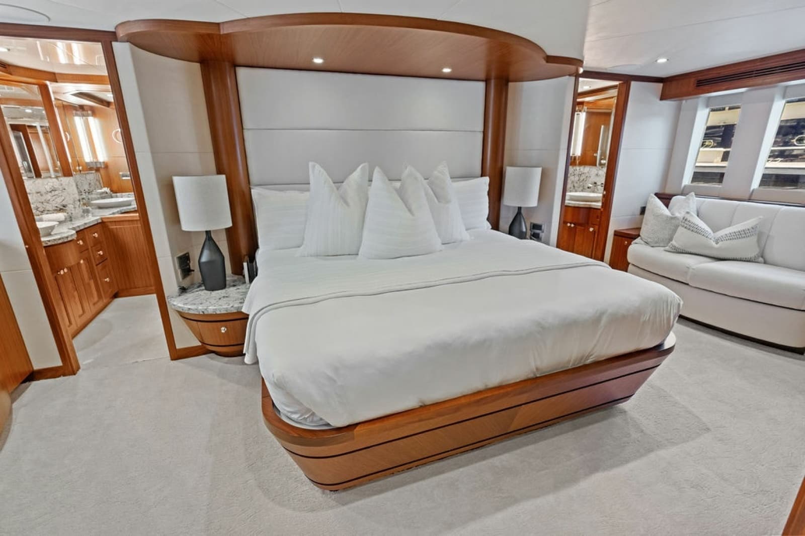 2012 Ocean Alexander 90 Skylounge - Photo 72