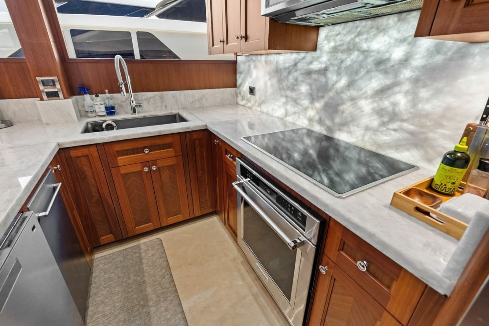 2012 Ocean Alexander 90 Skylounge - Photo 53