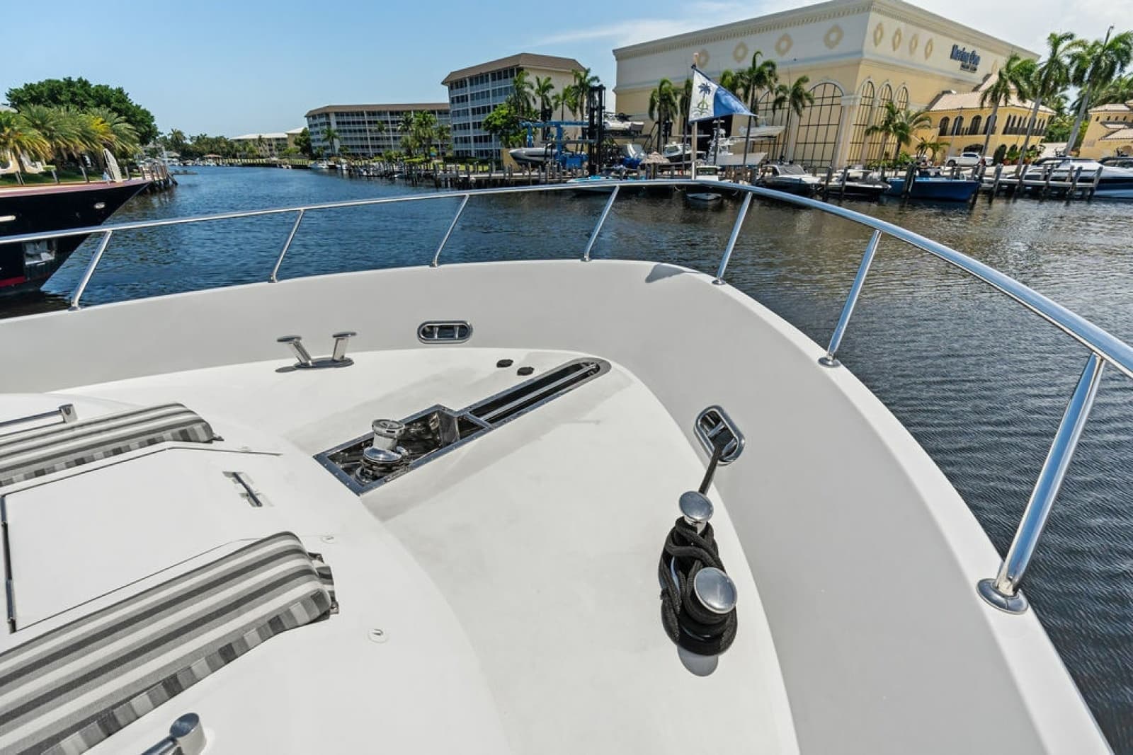 2012 Ocean Alexander 90 Skylounge - Photo 22