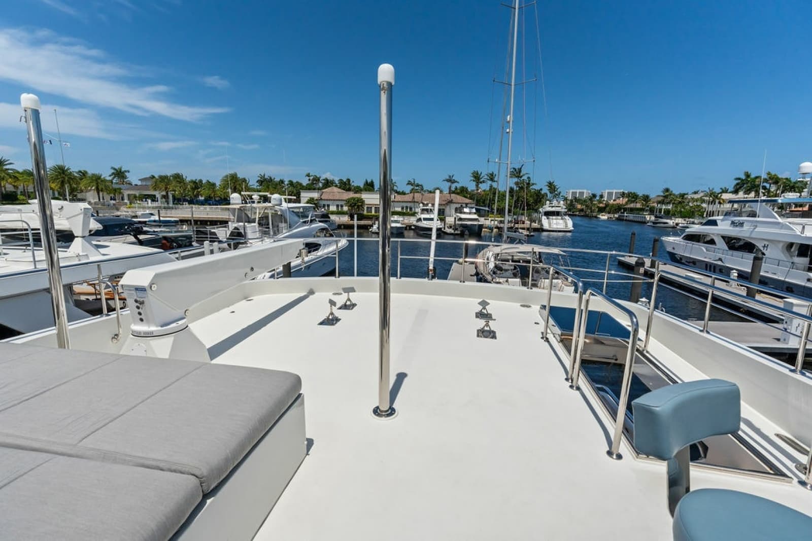 2012 Ocean Alexander 90 Skylounge - Photo 32
