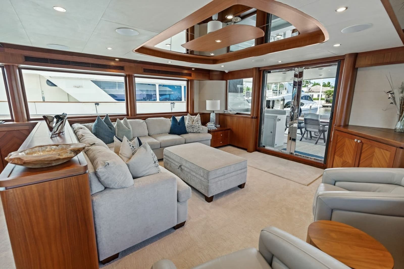 2012 Ocean Alexander 90 Skylounge - Photo 64