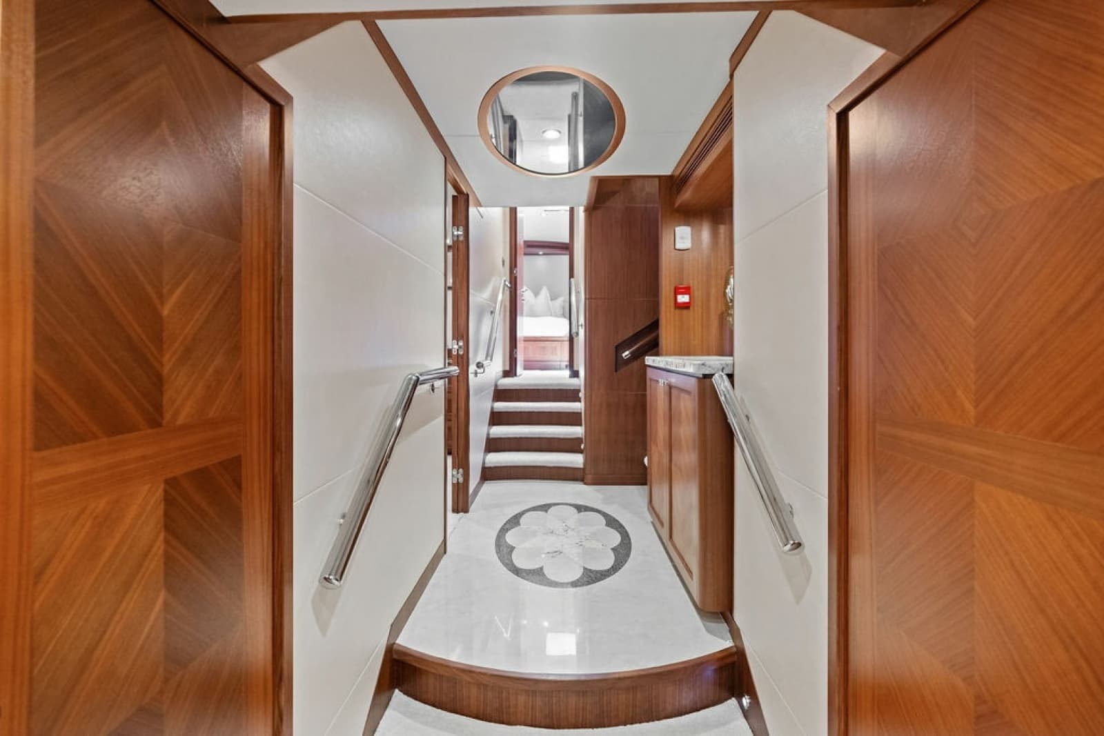 2012 Ocean Alexander 90 Skylounge - Photo 70