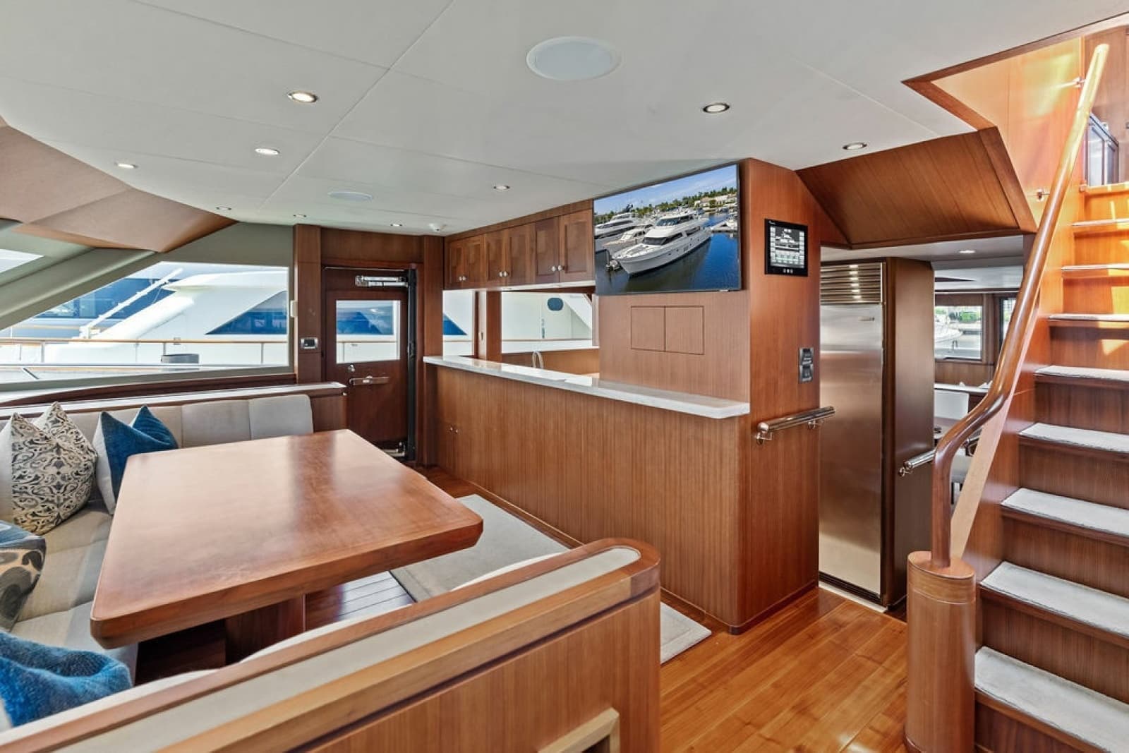 2012 Ocean Alexander 90 Skylounge - Photo 45
