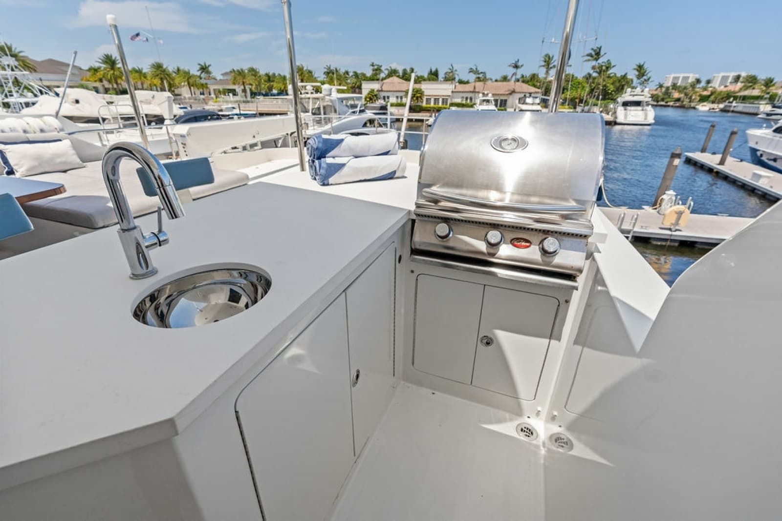 2012 Ocean Alexander 90 Skylounge - Photo 35