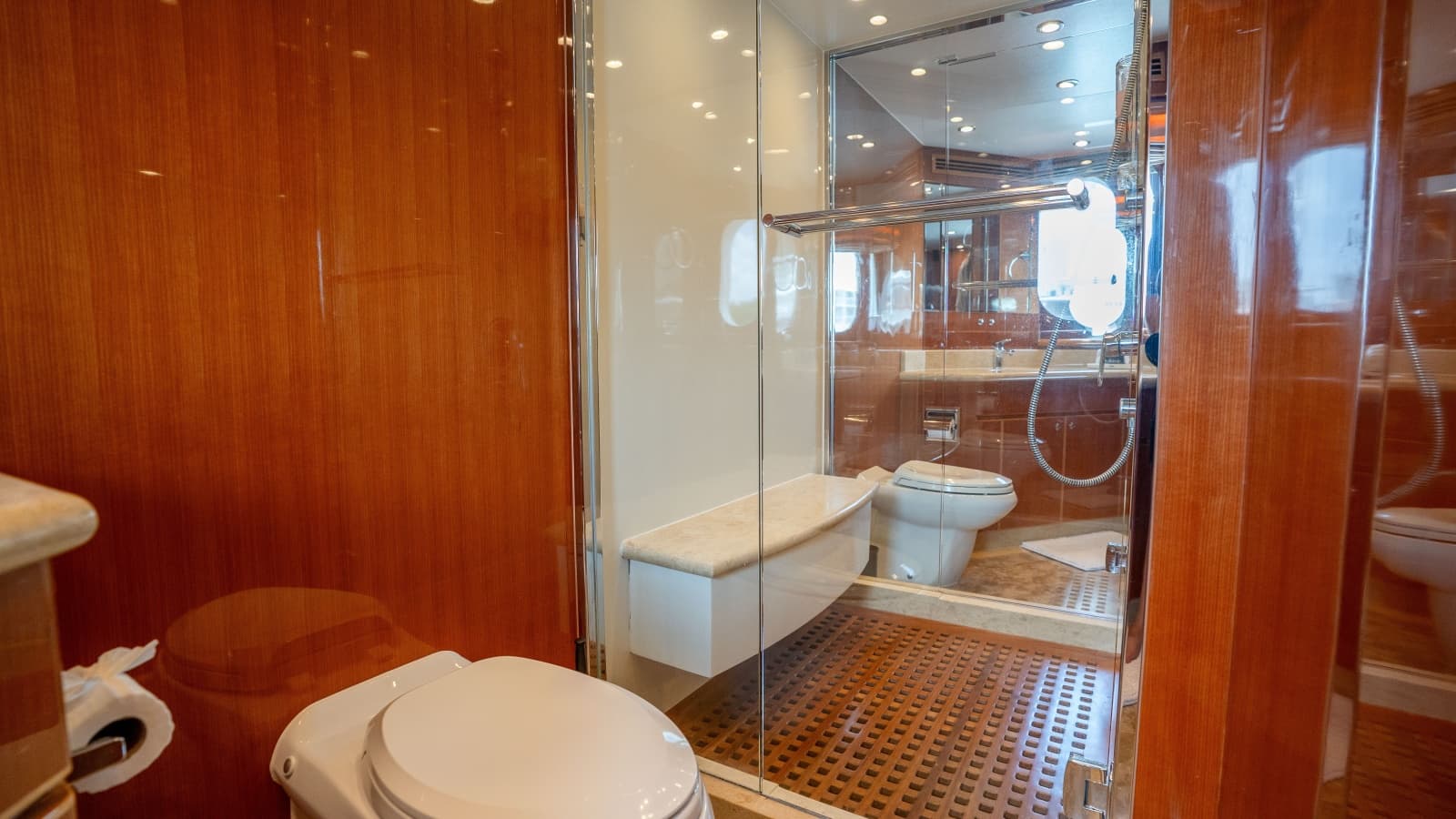 2015 Monte Fino Motor Yacht - Photo 55