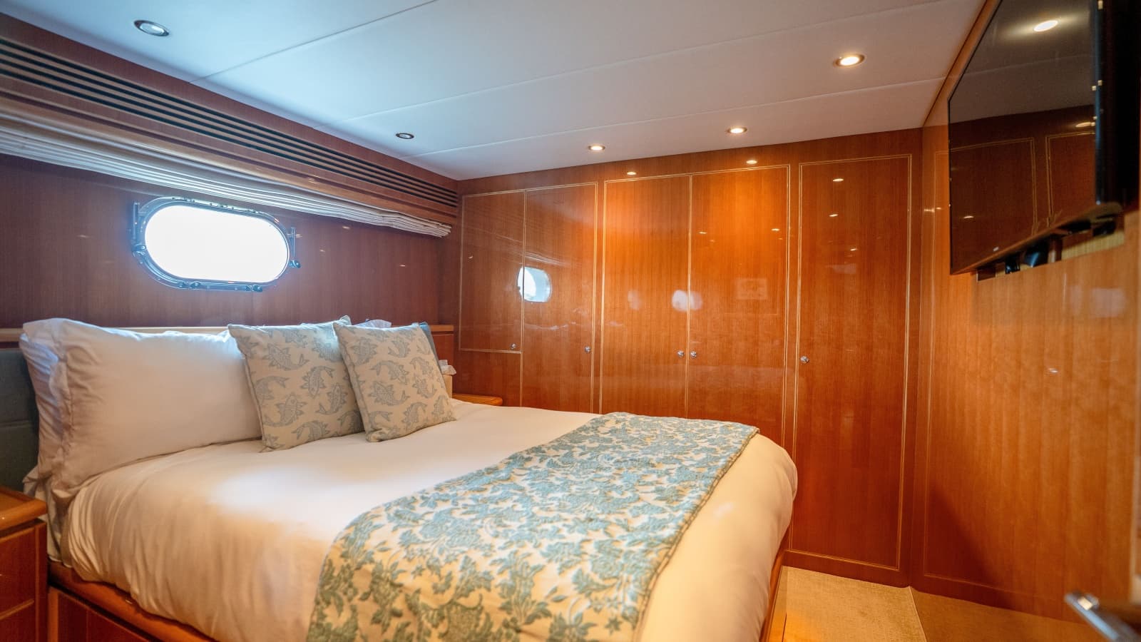 2015 Monte Fino Motor Yacht - Photo 58