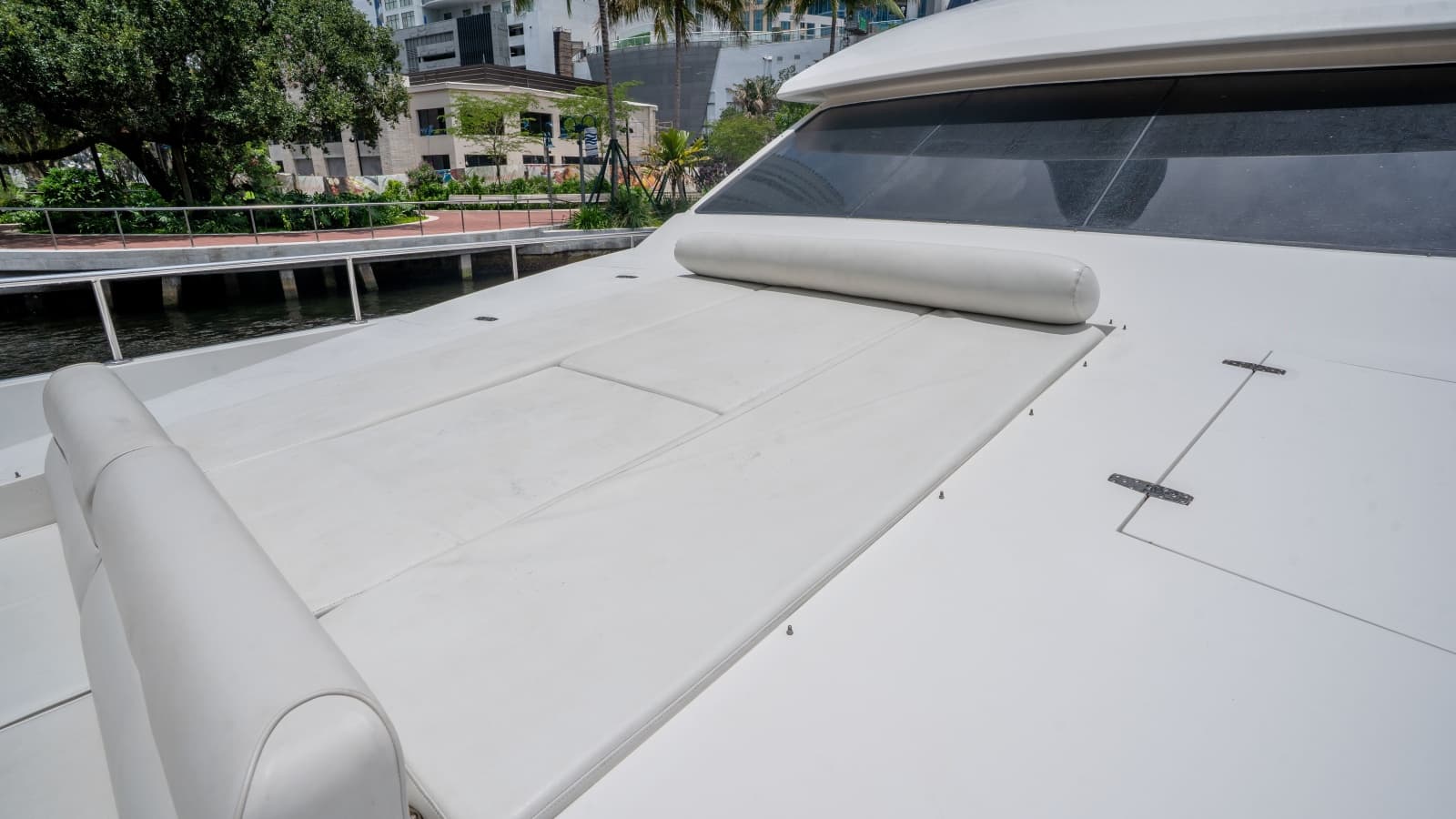 2015 Monte Fino Motor Yacht - Photo 13