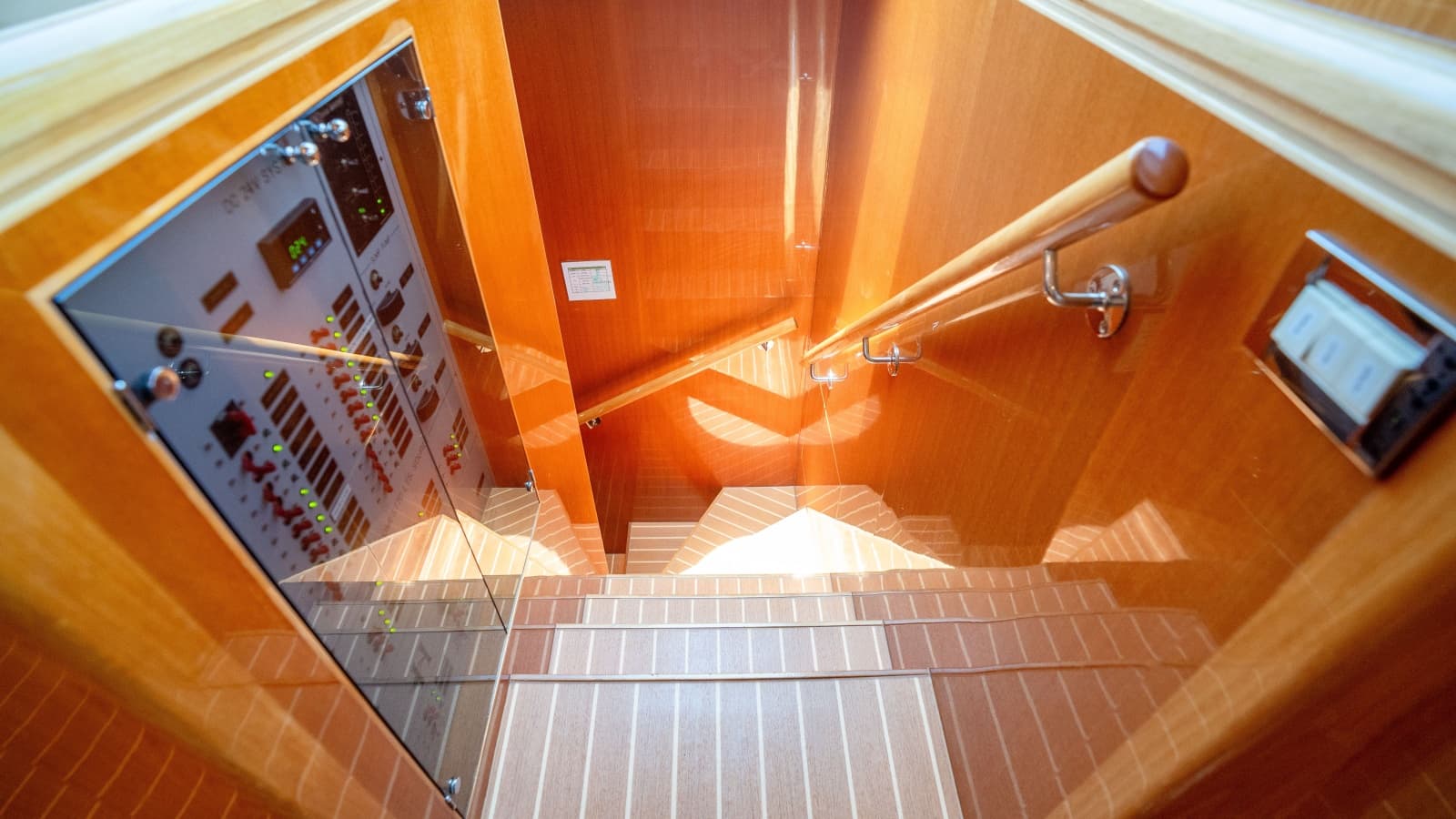 2015 Monte Fino Motor Yacht - Photo 66