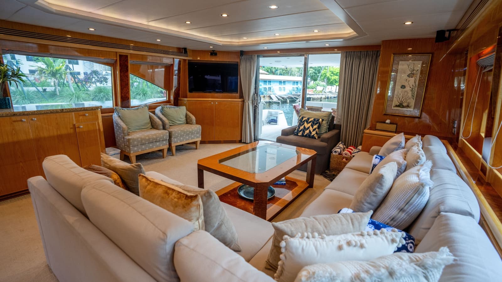 2015 Monte Fino Motor Yacht - Photo 35