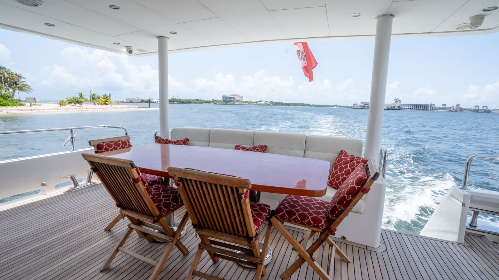 2015 Monte Fino Motor Yacht - Photo 9