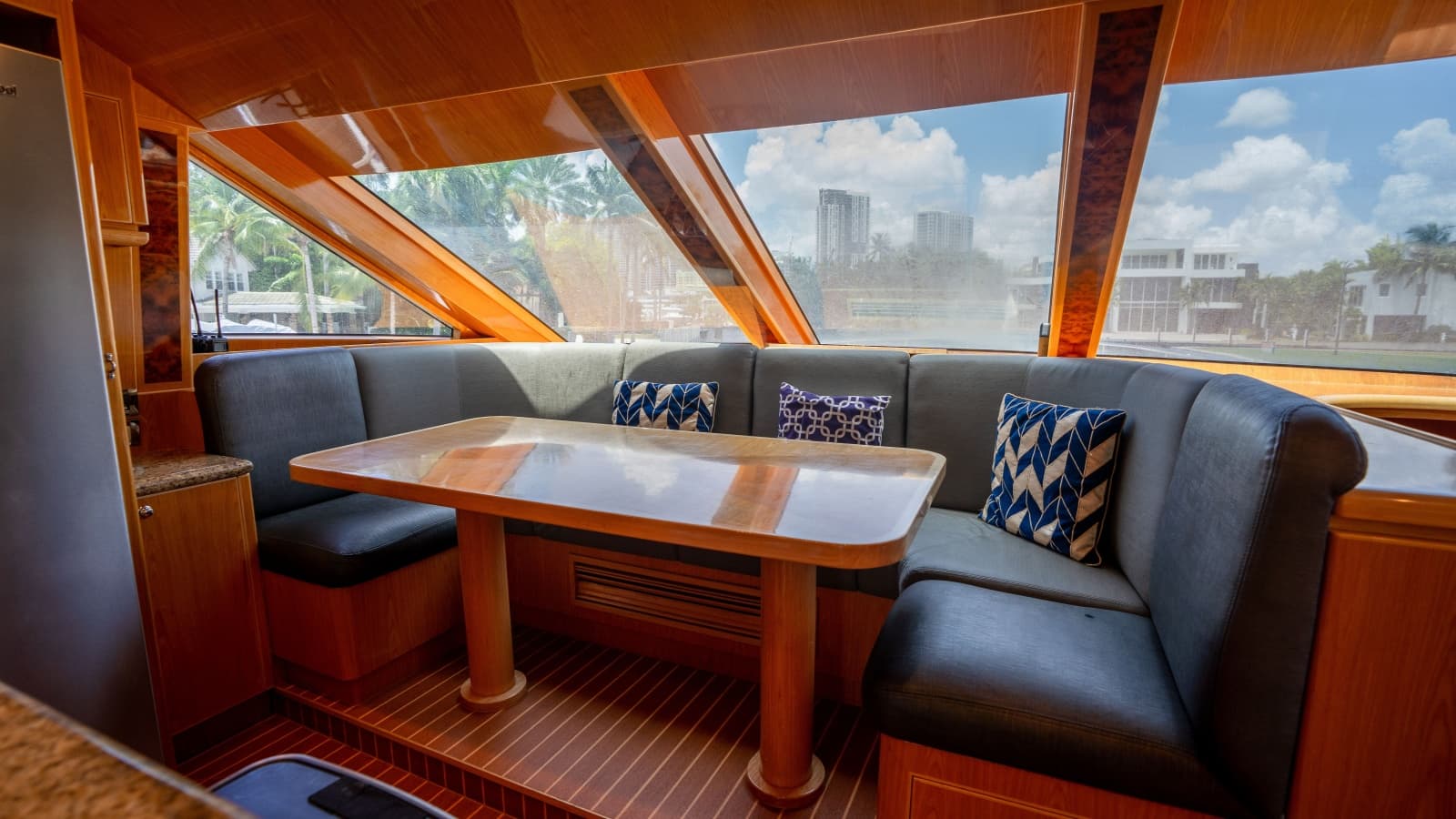 2015 Monte Fino Motor Yacht - Photo 44