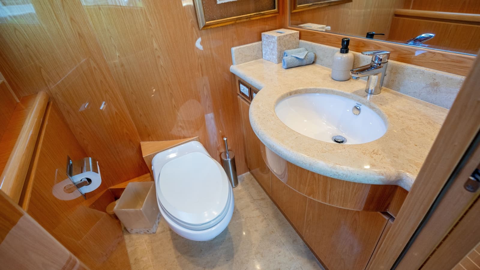 2015 Monte Fino Motor Yacht - Photo 46