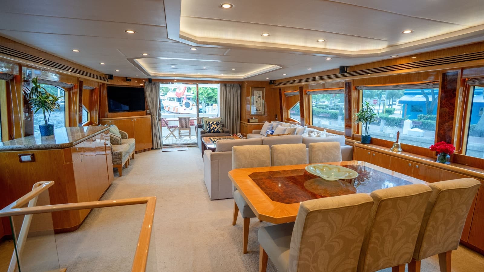 2015 Monte Fino Motor Yacht - Photo 37