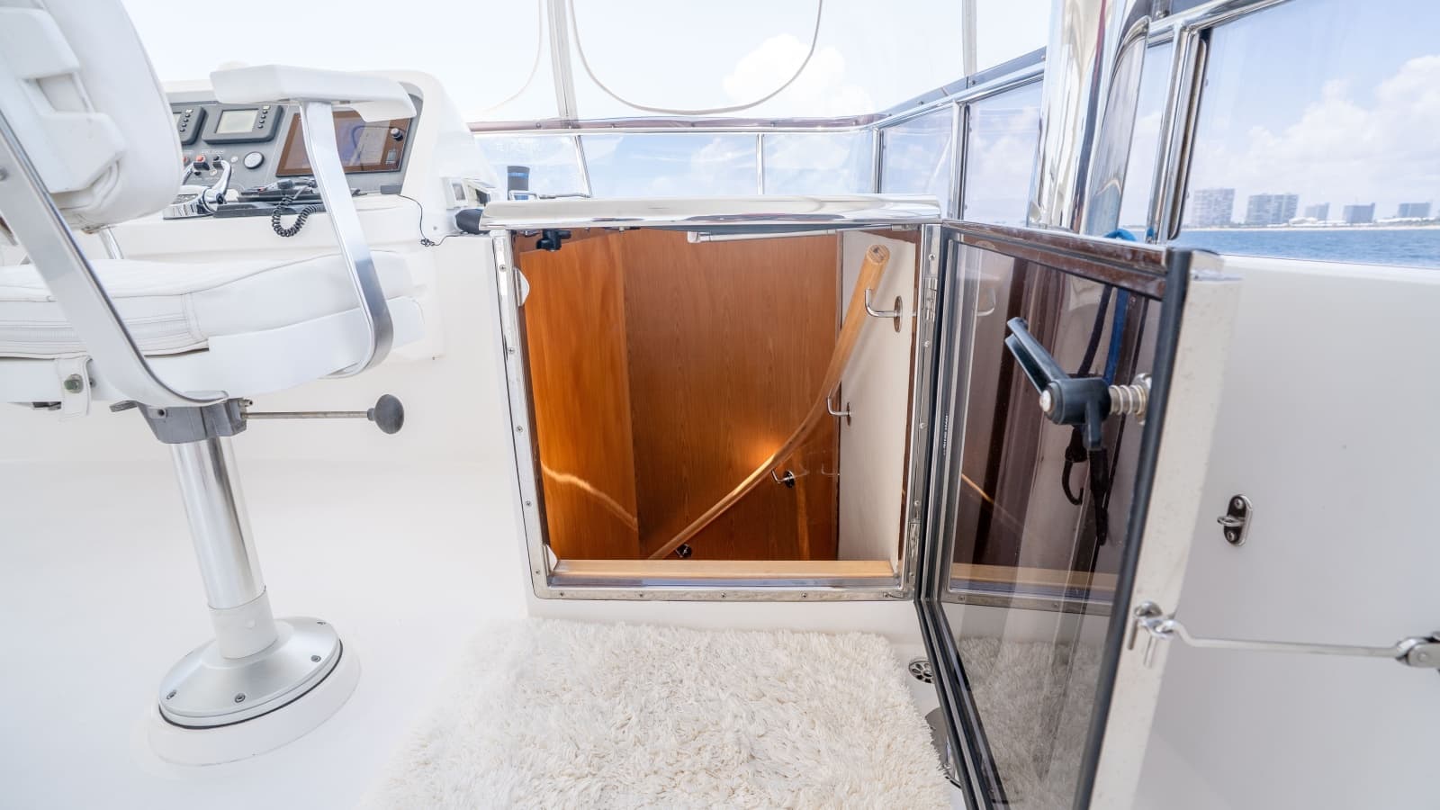 2015 Monte Fino Motor Yacht - Photo 33