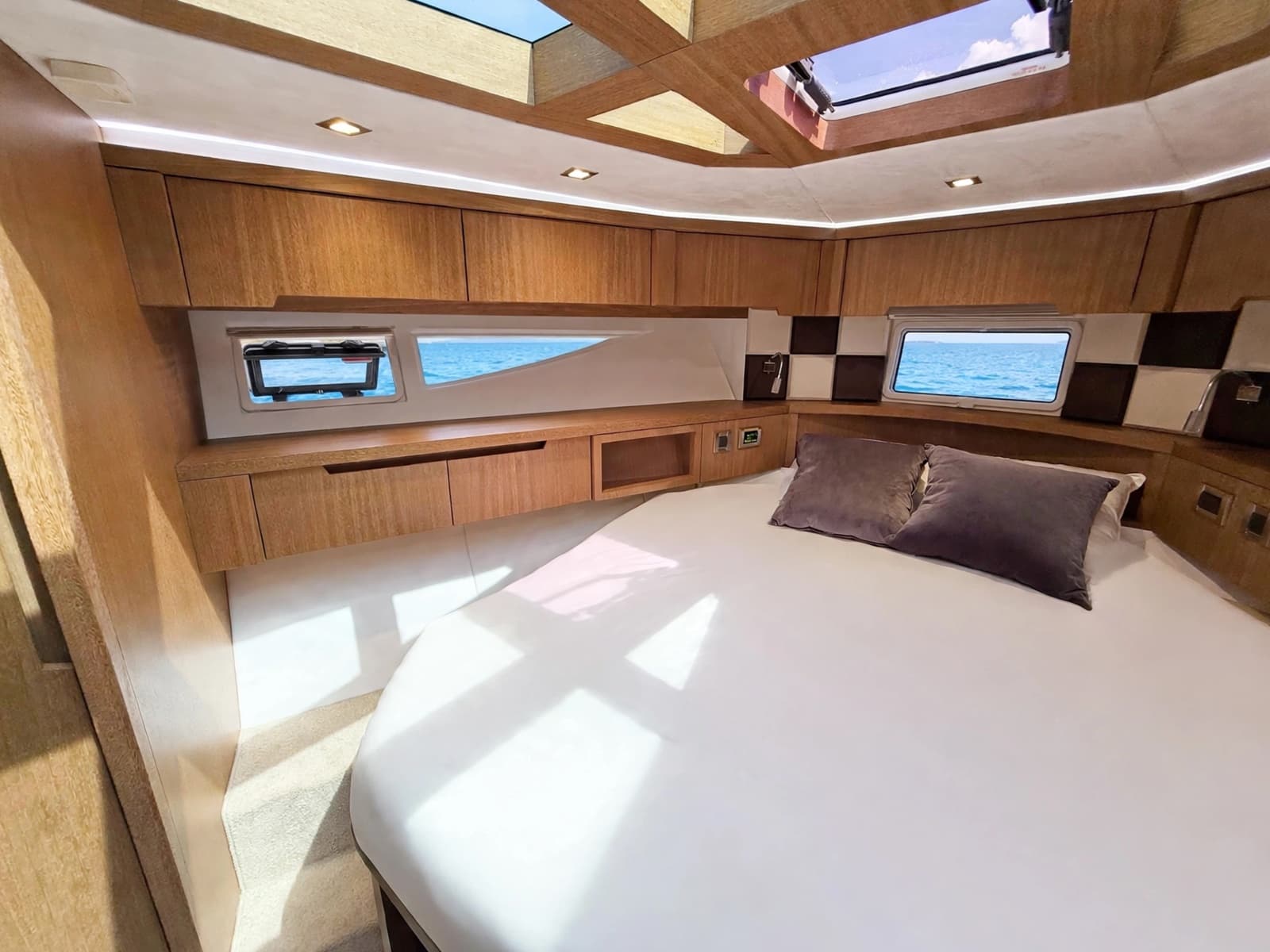 2019 Galeon  - Photo 22