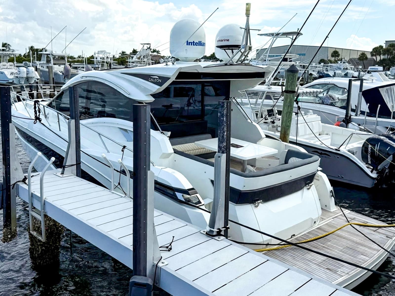 2019 Galeon  - Photo 2