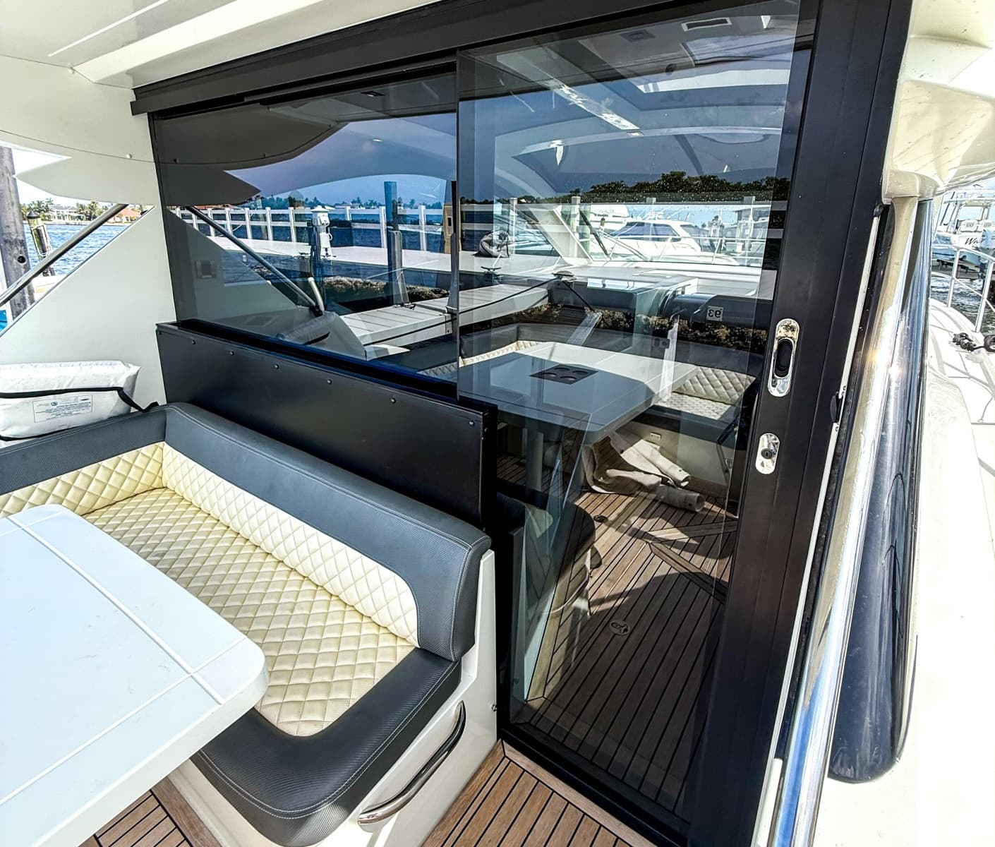 2019 Galeon  - Photo 6