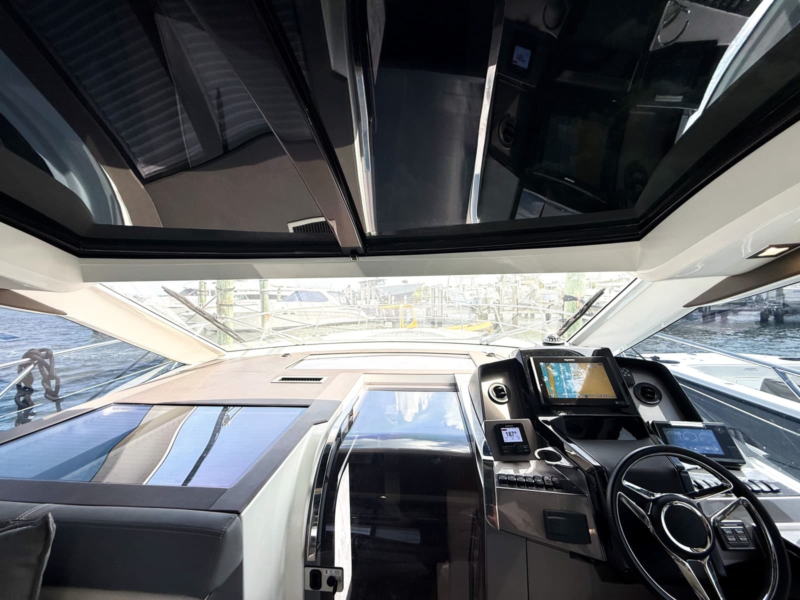 2019 Galeon  - Photo 11