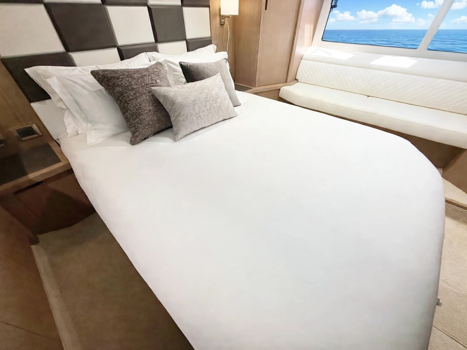 2019 Galeon  - Photo 24