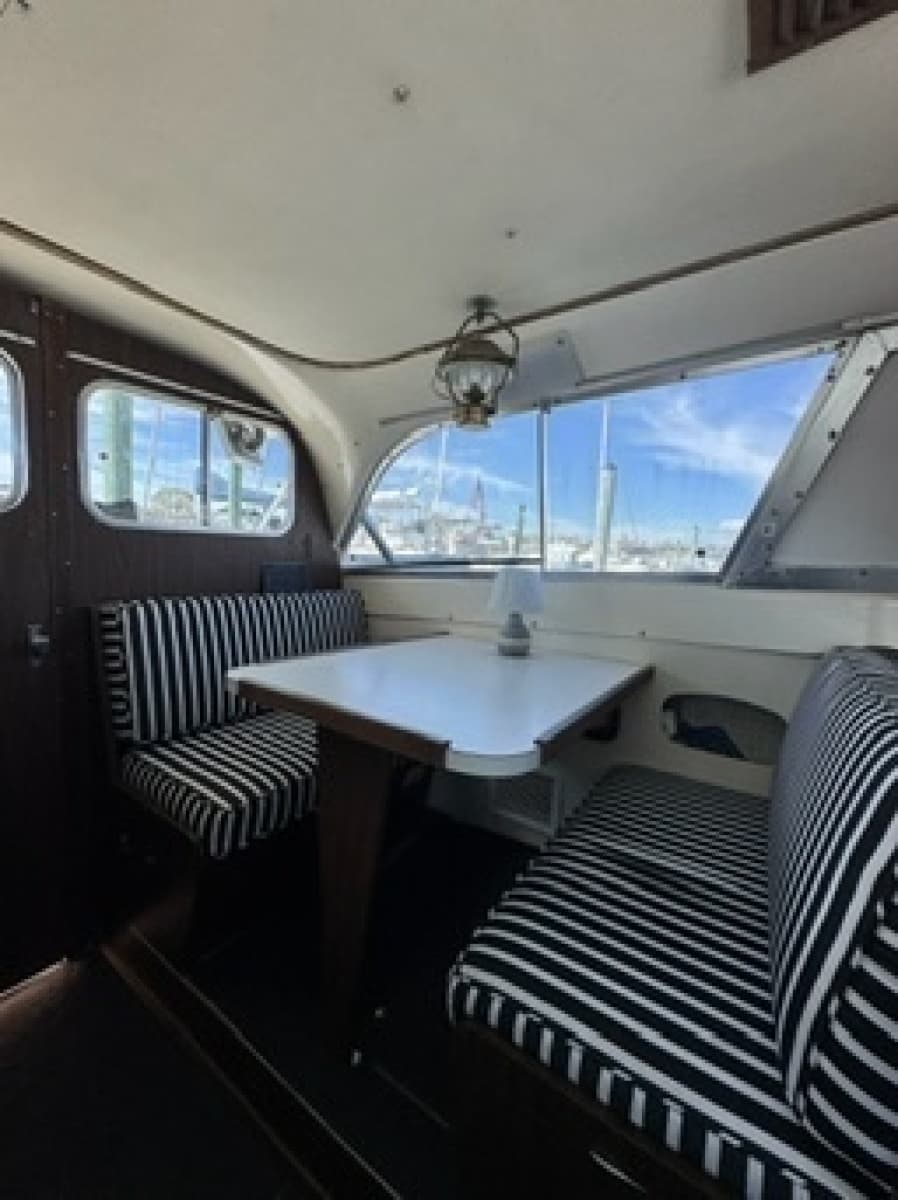1972 Bertram 31 - Photo 11