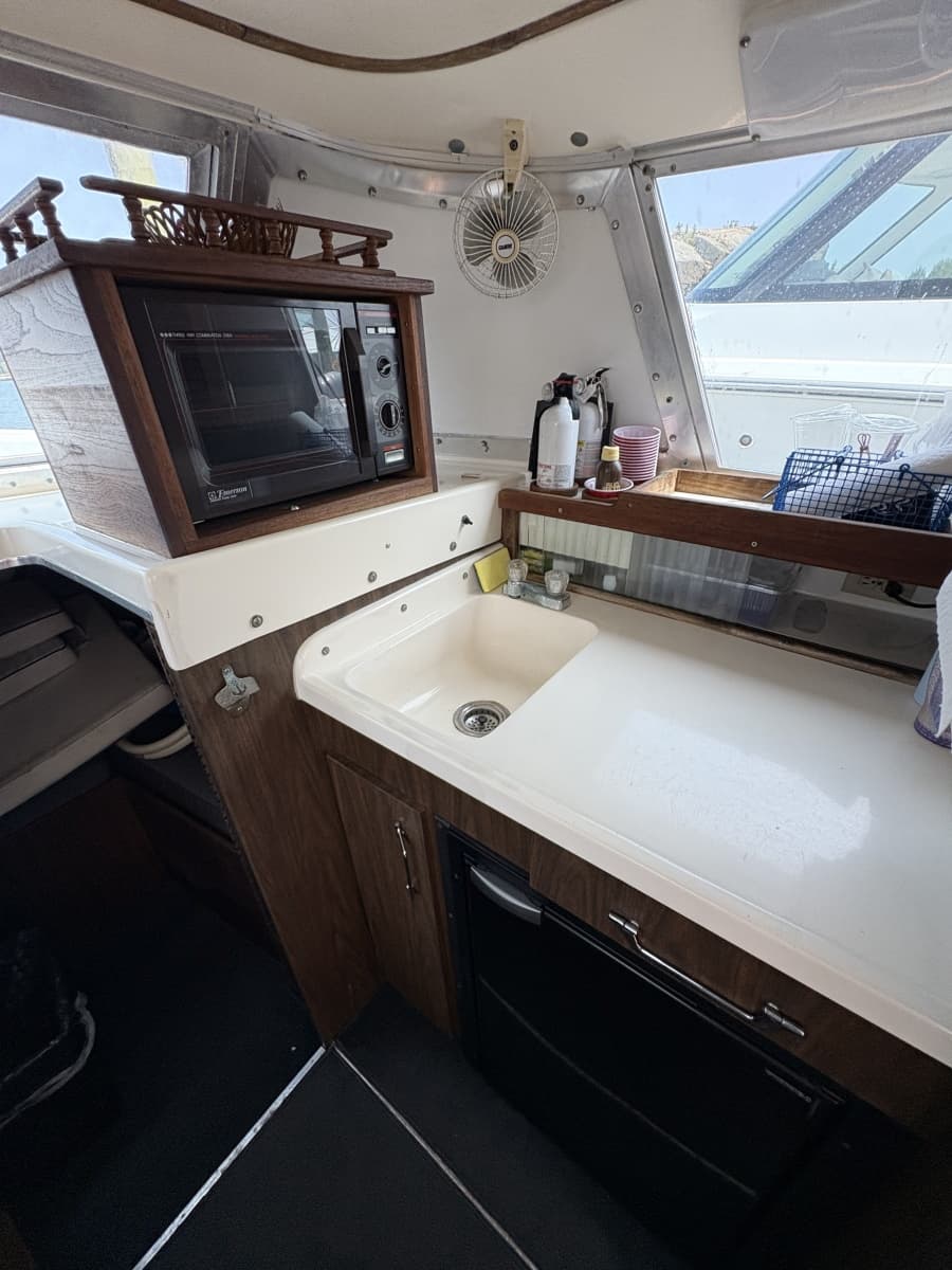 1972 Bertram 31 - Photo 23