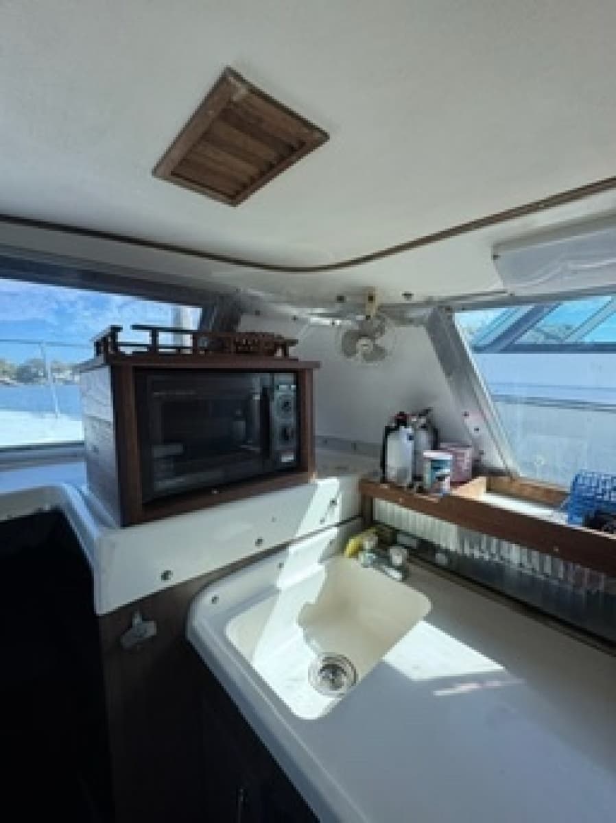 1972 Bertram 31 - Photo 19