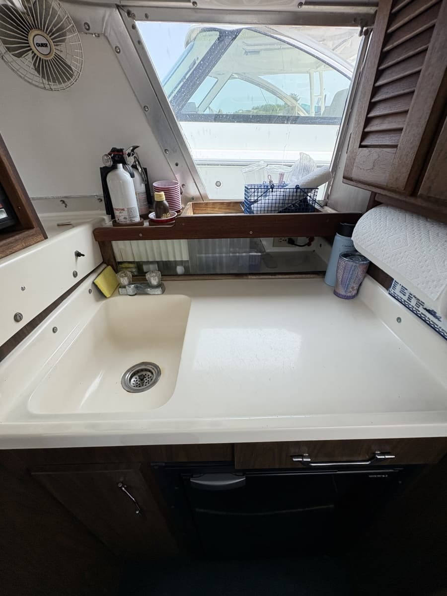 1972 Bertram 31 - Photo 27