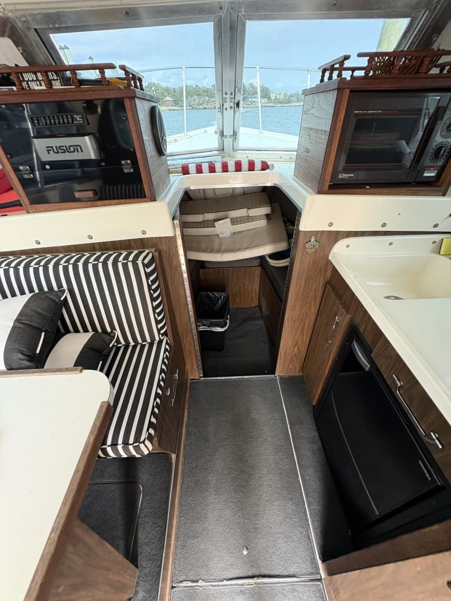 1972 Bertram 31 - Photo 24