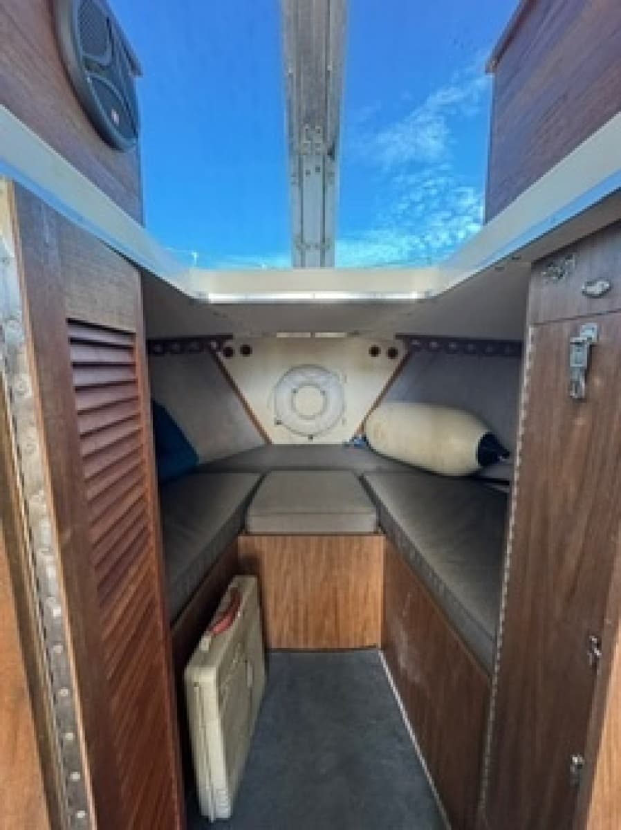 1972 Bertram 31 - Photo 15