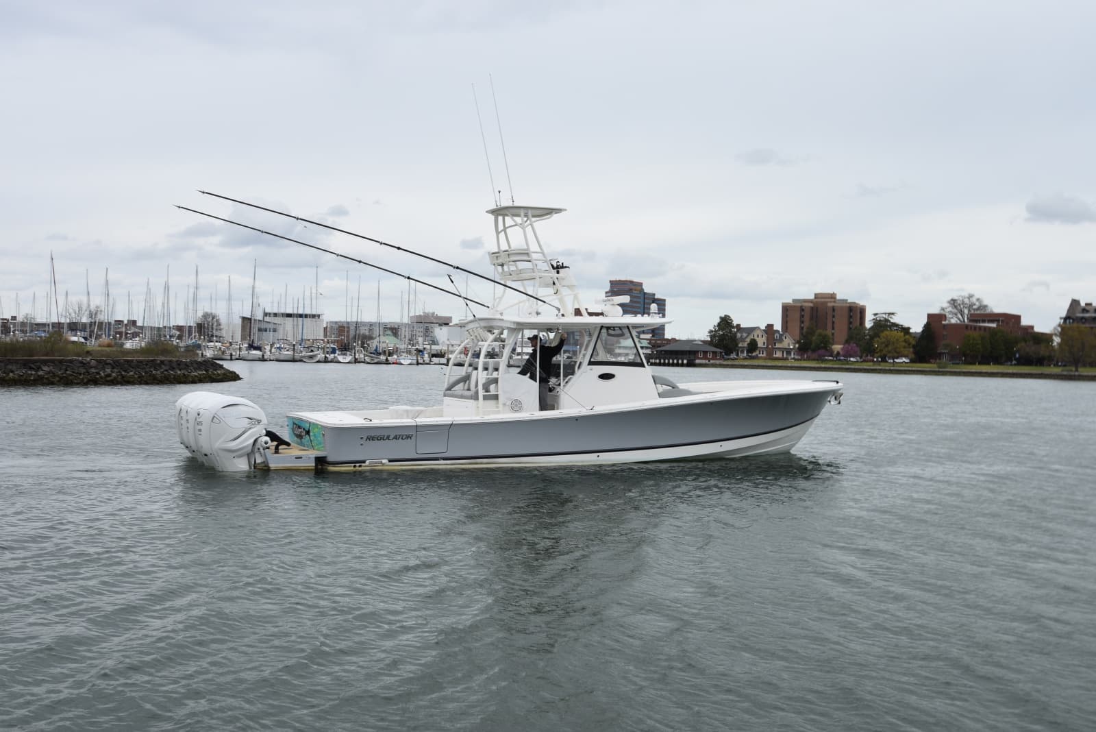 2019 Regulator 41 - Photo 24