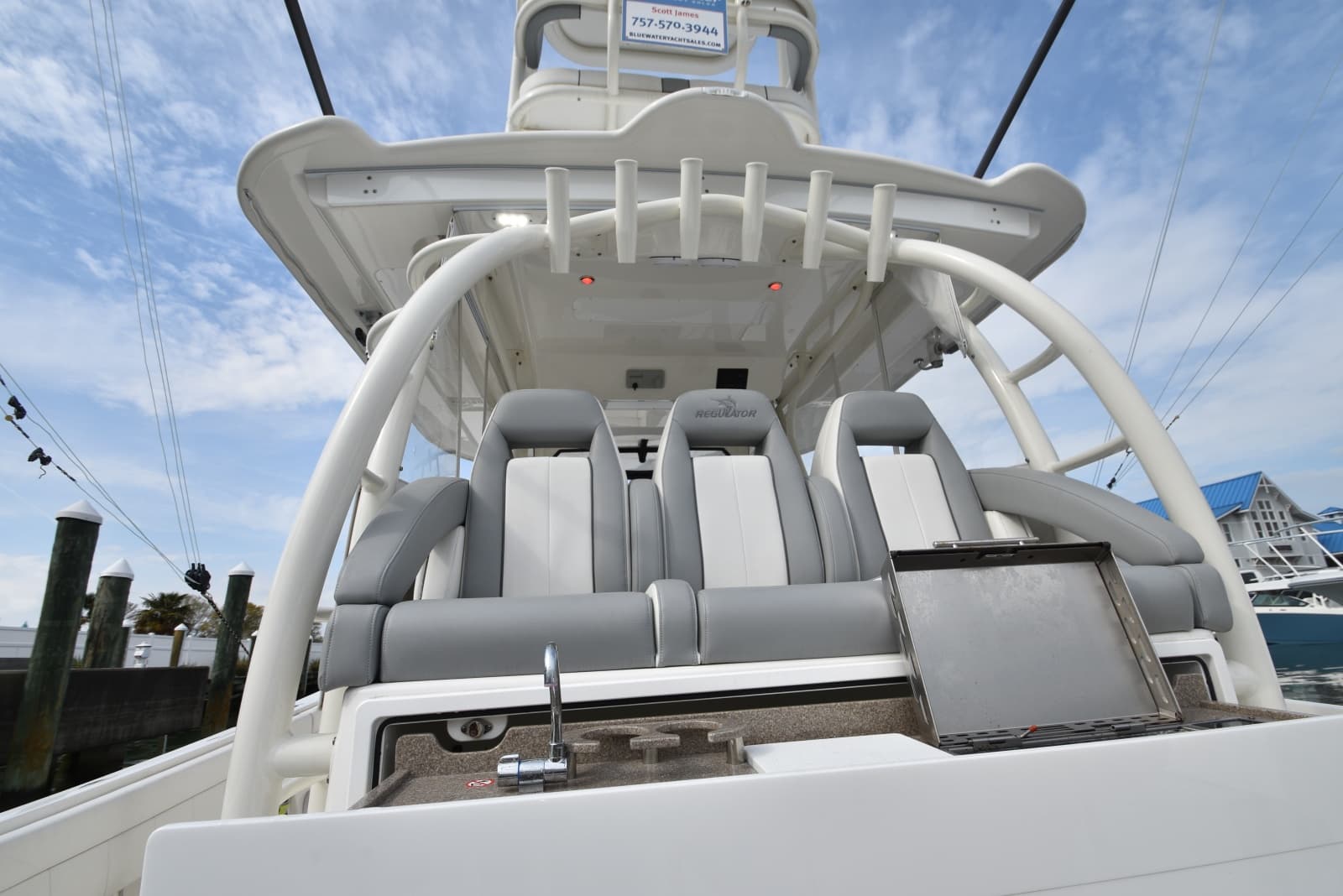 2019 Regulator 41 - Photo 44
