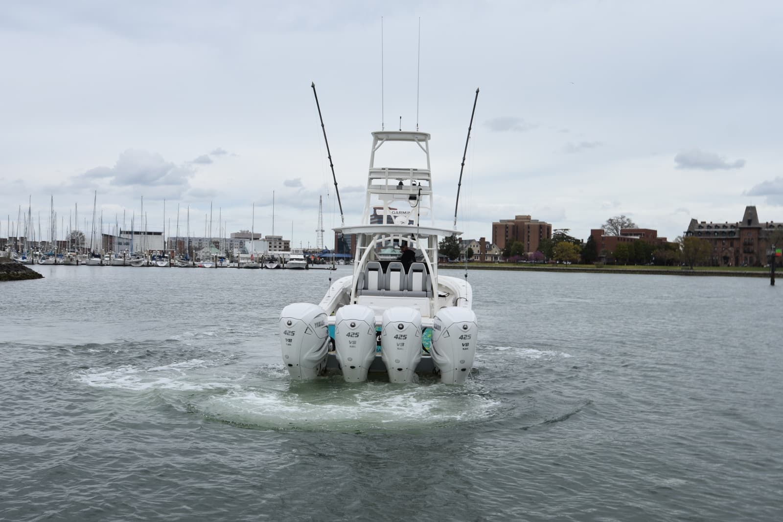 2019 Regulator 41 - Photo 26