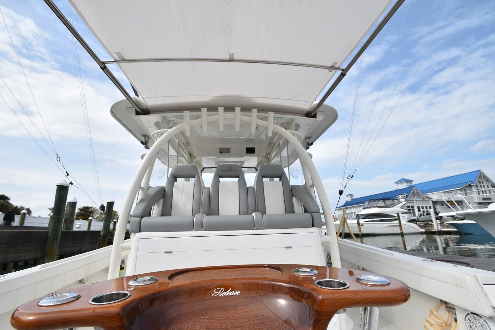 2019 Regulator 41 - Photo 42