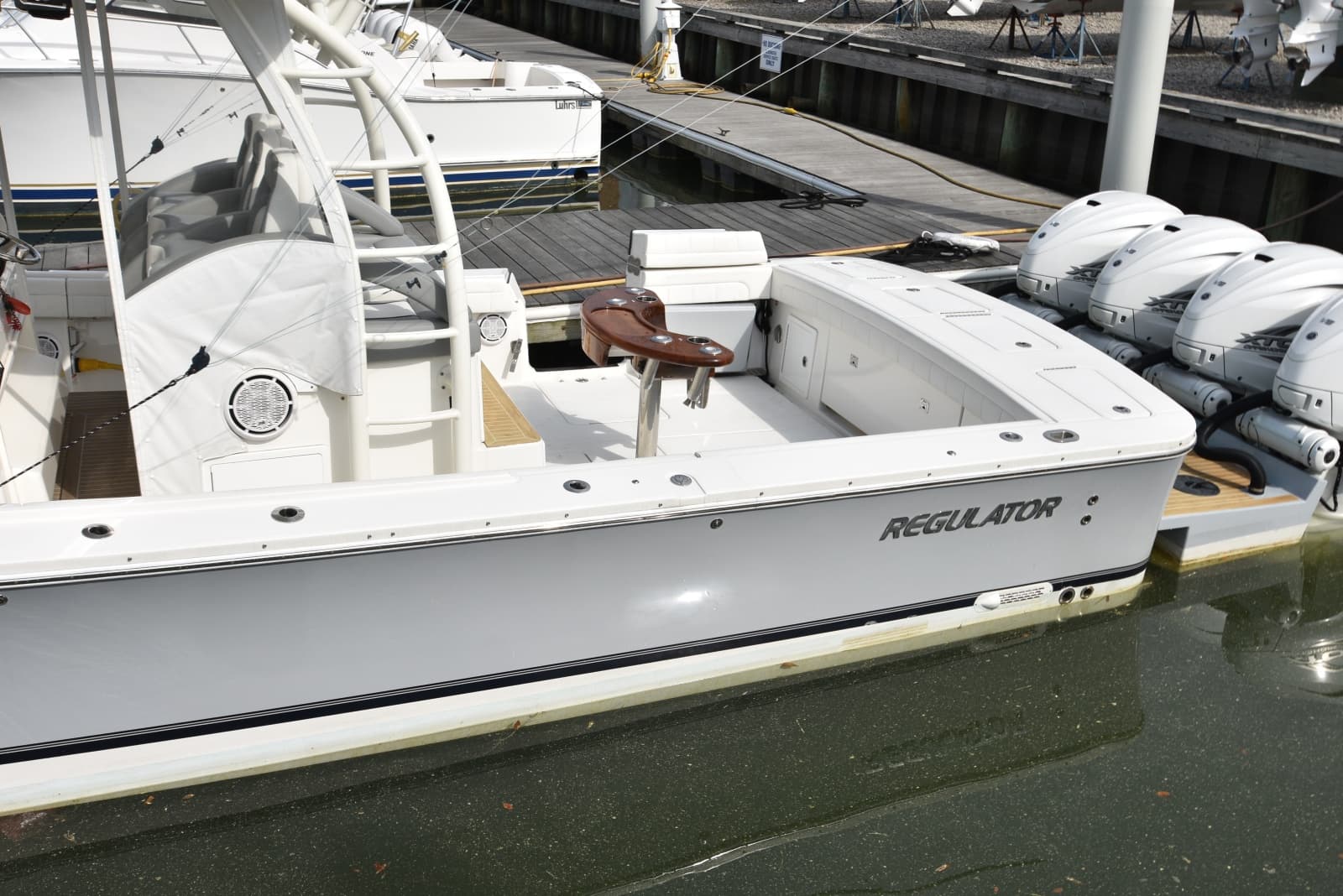 2019 Regulator 41 - Photo 36