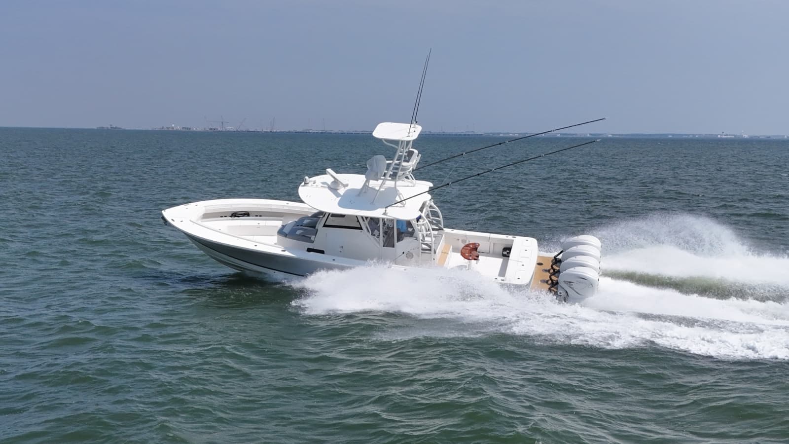 2019 Regulator 41 - Photo 7