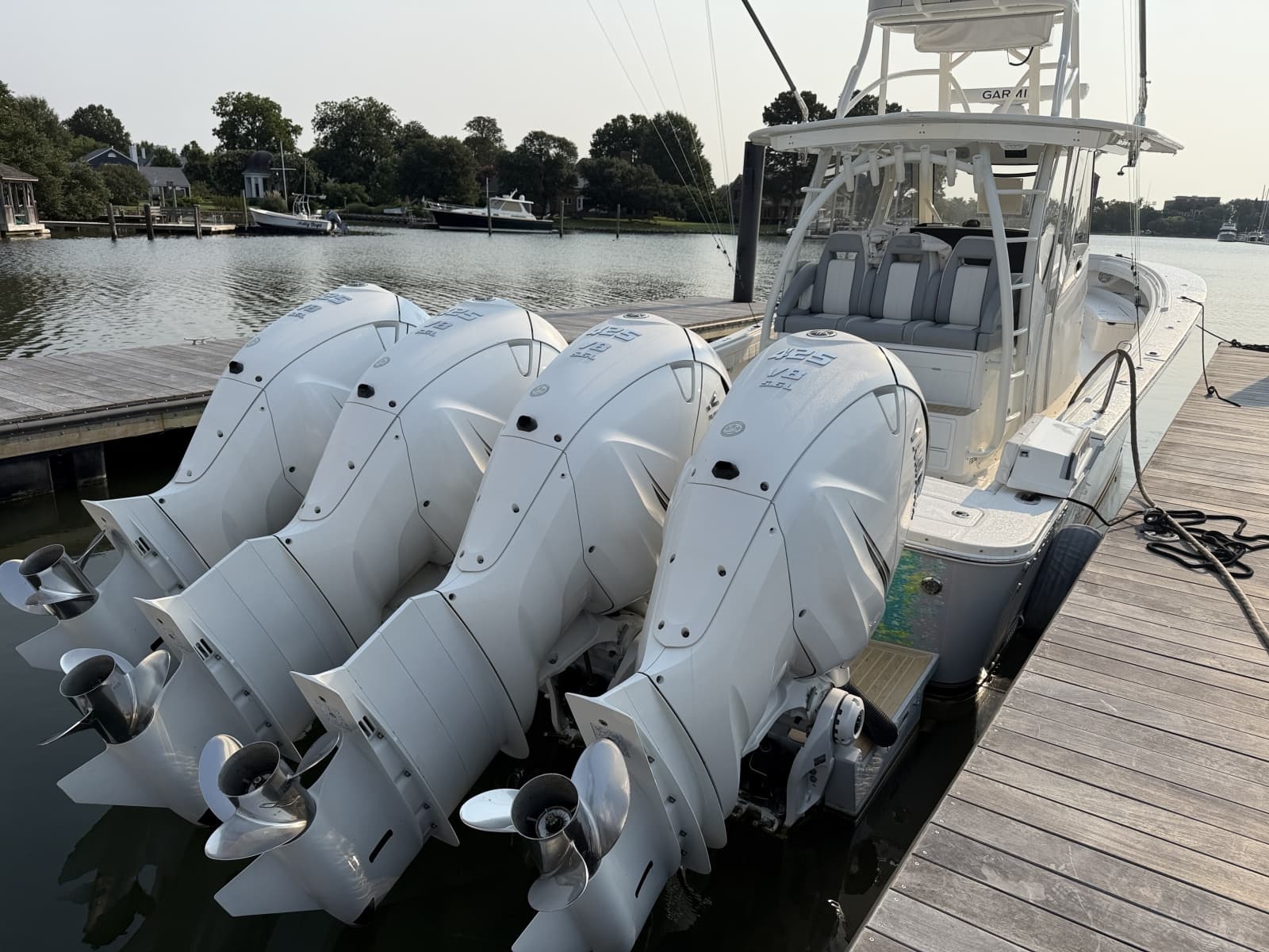2019 Regulator 41 - Photo 11