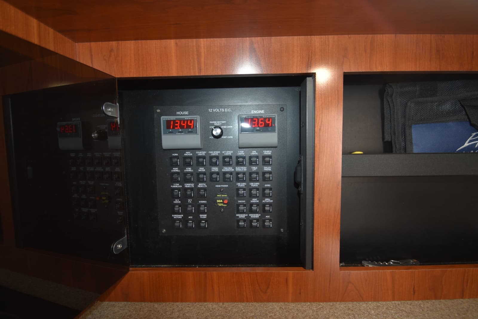 2019 Regulator 41 - Photo 66