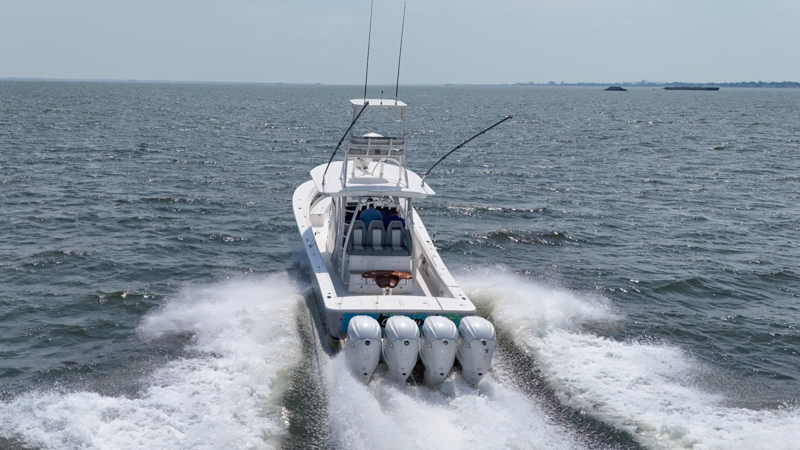 2019 Regulator 41 - Photo 5