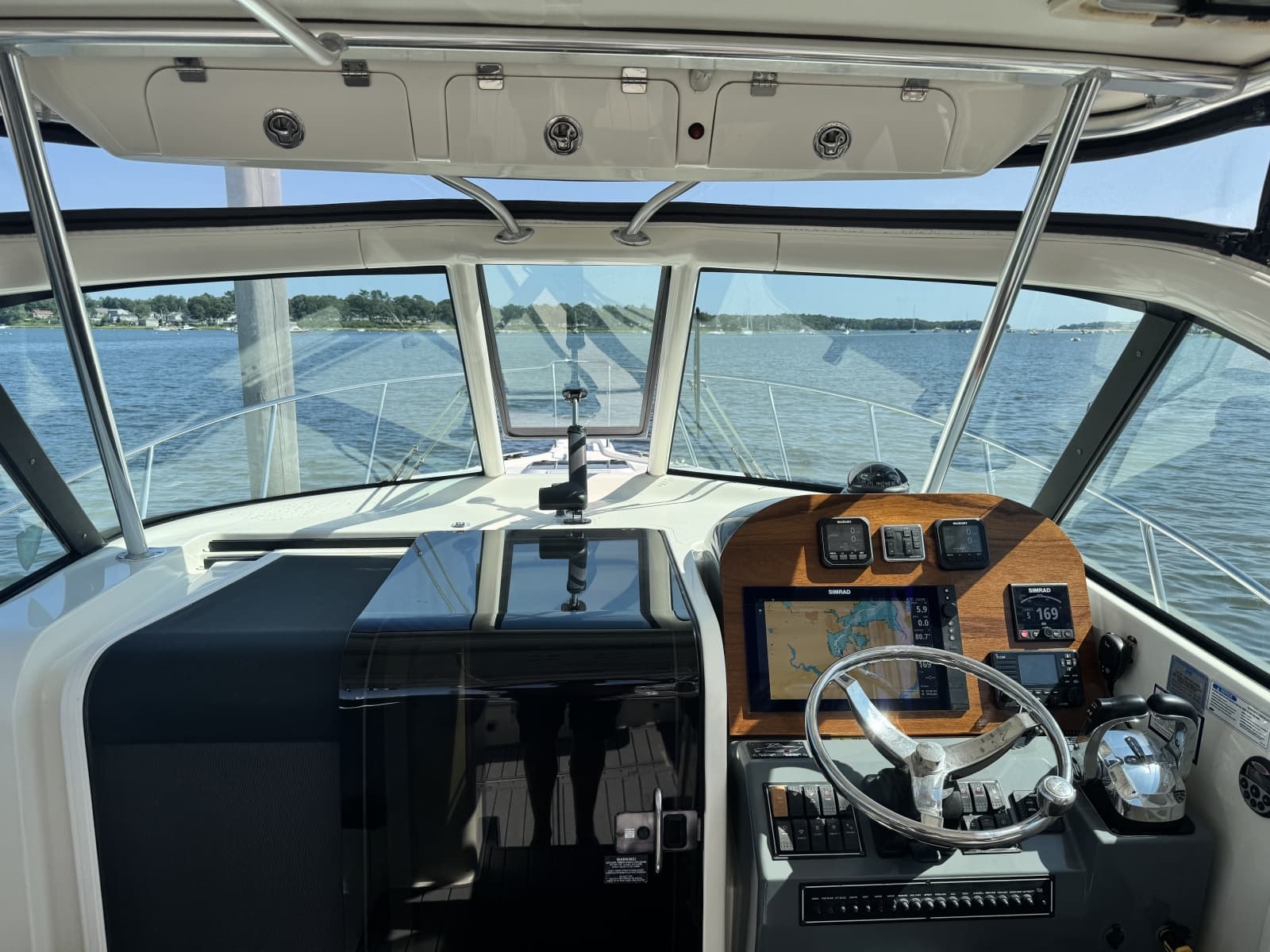 2006 Pursuit 3370 Offshore - Photo 11