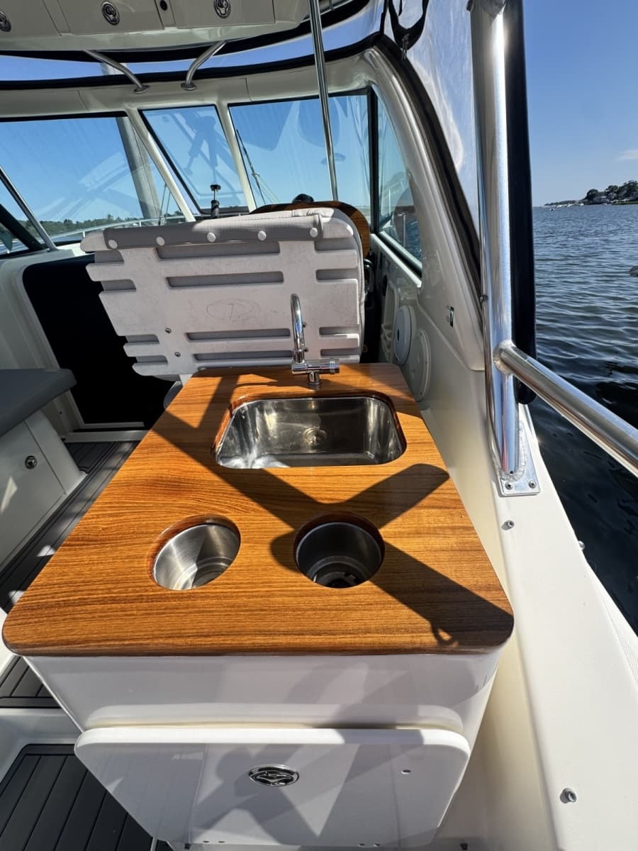 2006 Pursuit 3370 Offshore - Photo 15