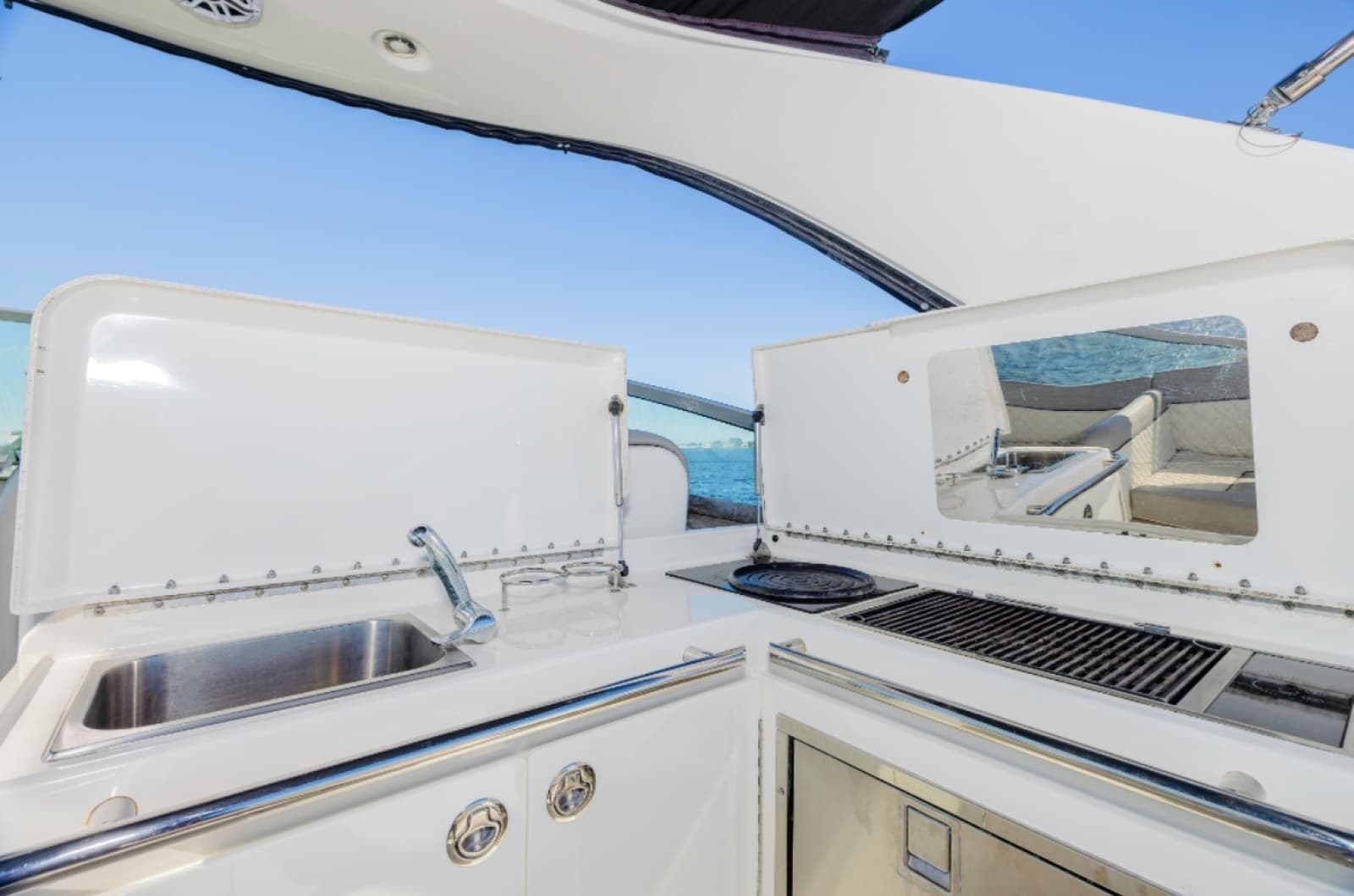 2013 Sea Ray 370 Venture - Photo 7